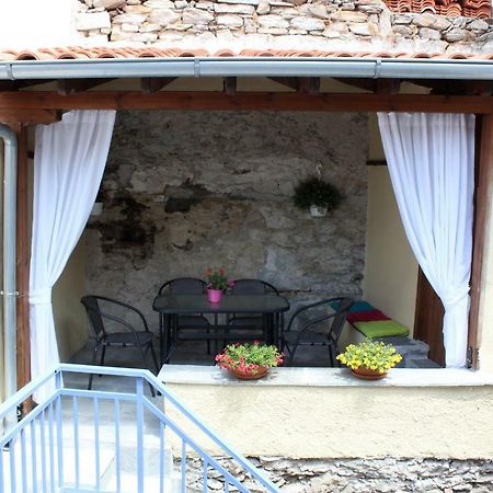 Old Town Apartment With Sea View Kavála ภายนอก รูปภาพ