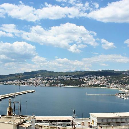 Old Town Apartment With Sea View Kavála ภายนอก รูปภาพ
