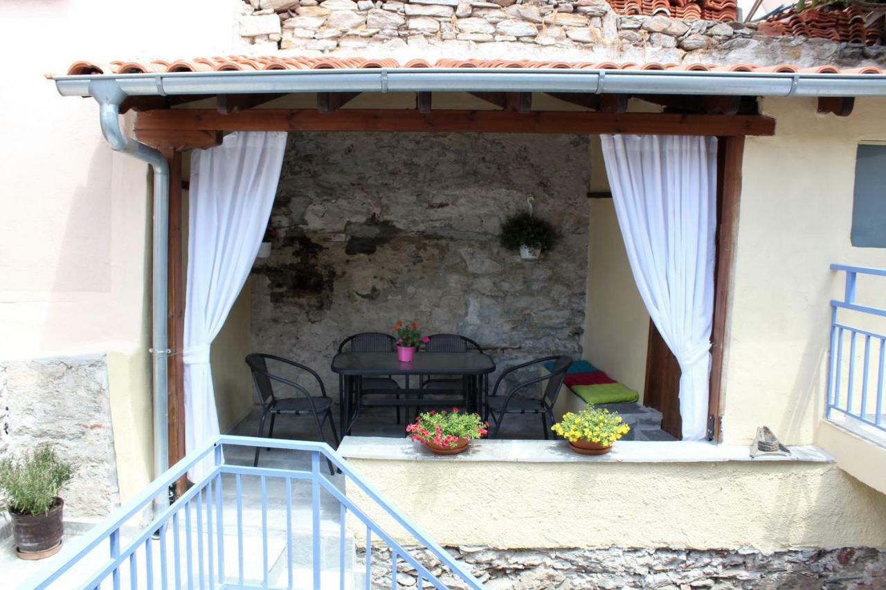 Old Town Apartment With Sea View Kavála ภายนอก รูปภาพ