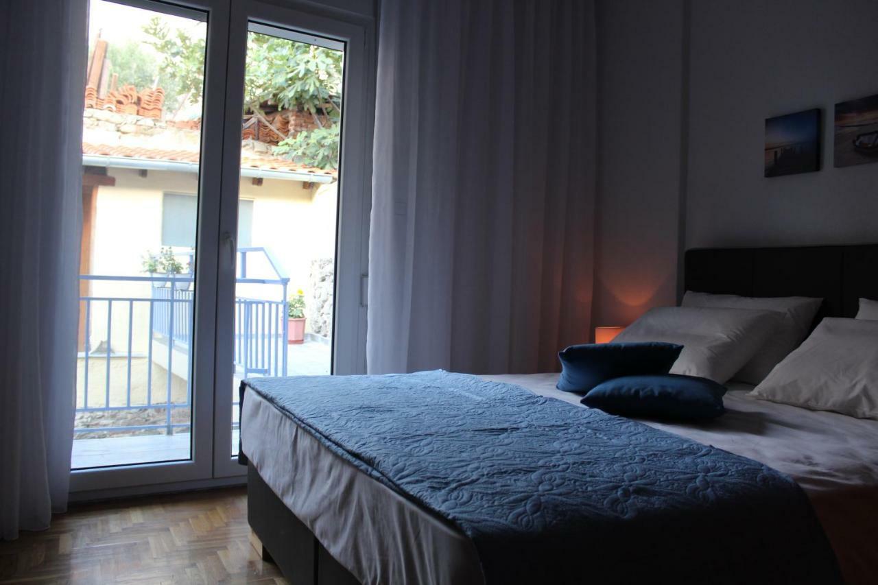 Old Town Apartment With Sea View Kavála ภายนอก รูปภาพ