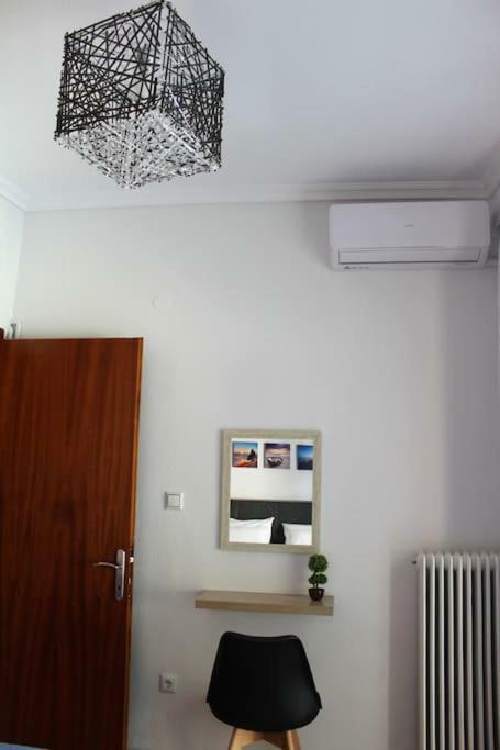Old Town Apartment With Sea View Kavála ภายนอก รูปภาพ